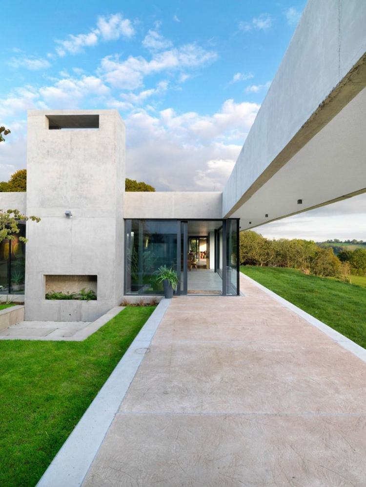 rustikálny-nábytok-komín-betón-dizajn-posuvné-okno-dizajn