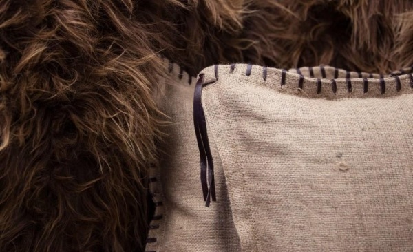 Prekrývajúce sedacie vankúše-designový a vnímaný nábytok Brooklyn