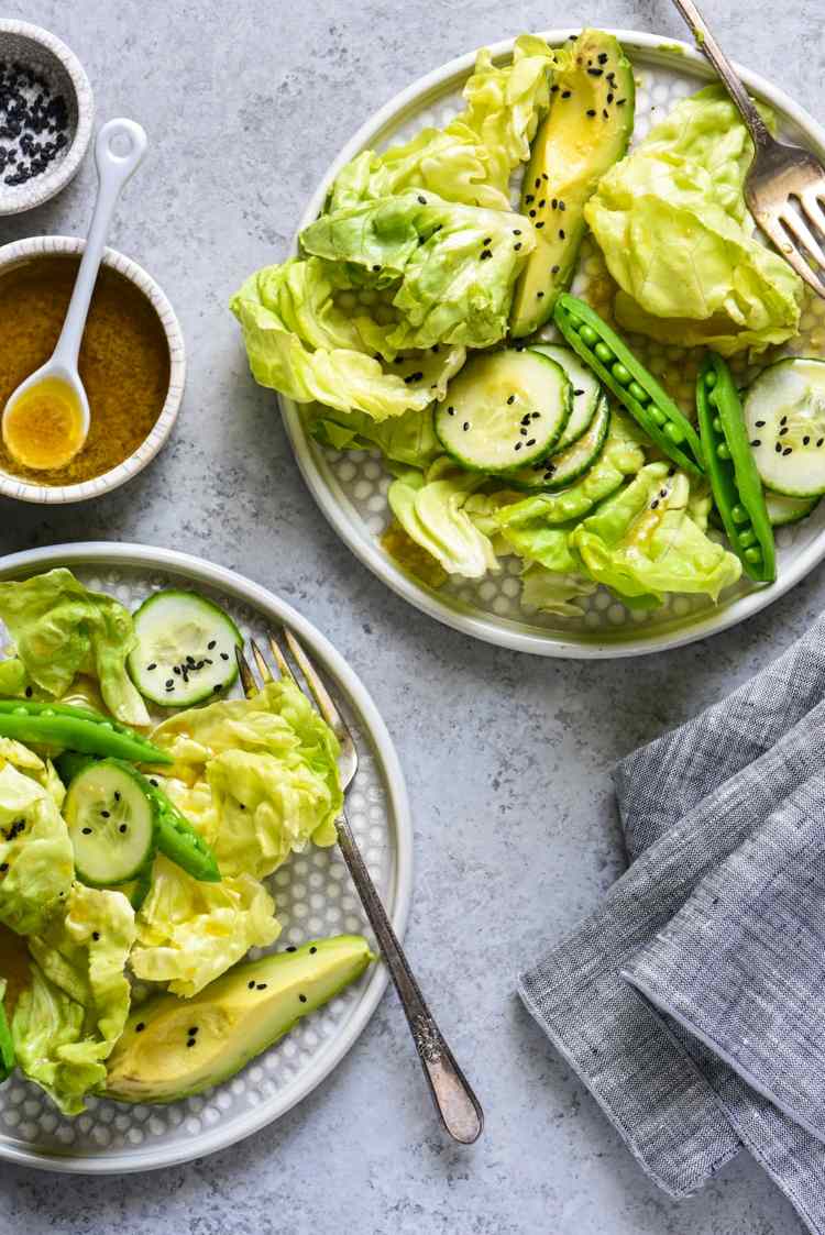 miso dressing na prípravu šalátového sezamového avokáda