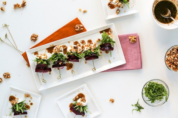 rukola dressing špízy cvikla