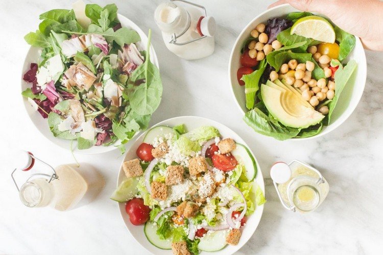 Urobte si šalátový dresing sami šalát-tipy-rôzne-recepty