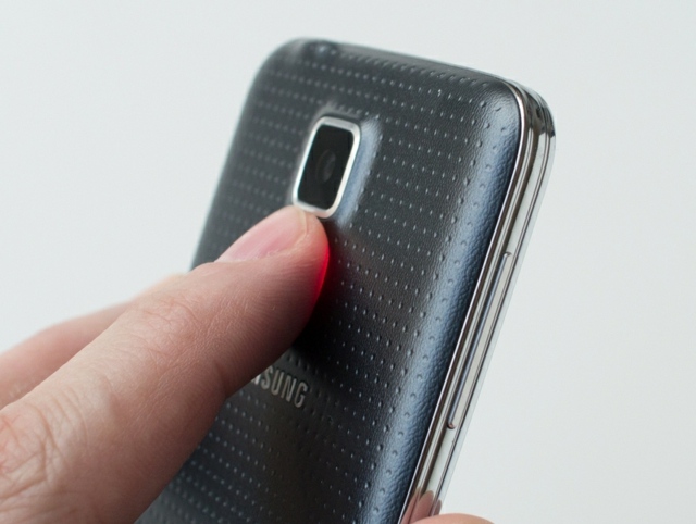 Fotoaparát Samsung Galaxy model S5 Zadná kamera Samsung-Galaxy-Model-S5