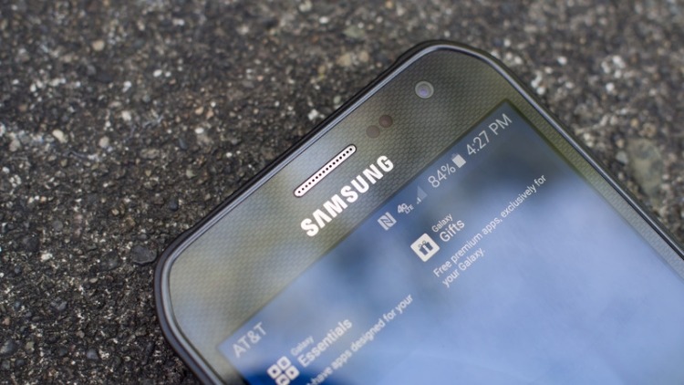 samsung-galaxy-s6-aktívny-mobilný-fotoaparát-predný-displej-dizajn