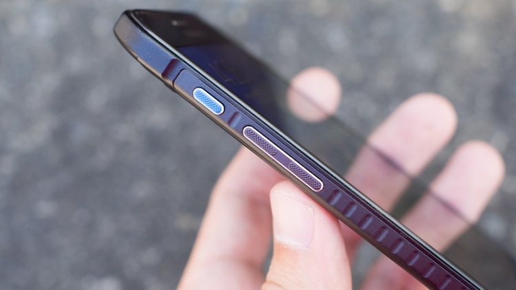 samsung-galaxy-s6-aktívny-mobilný-tlačidlo-hlasitosti-funkčné