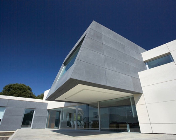 moderná fasáda domu minimalistická nehnuteľnosť - vzrušujúca štruktúra domu