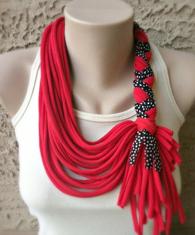 slučka-šál-dizajn-tričko-prúžky-technika zapletania