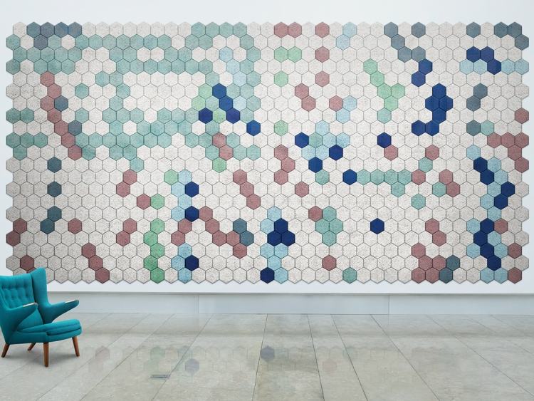 absorbér zvuku-akustická stena-moderné-moduly-bielo-pastelových-akcentov