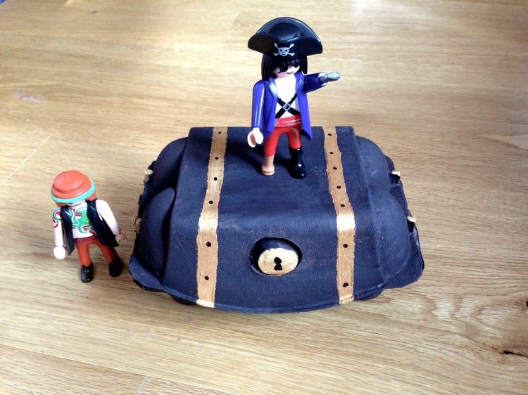 Pokladník-drotár-vajíčko-box-piráti