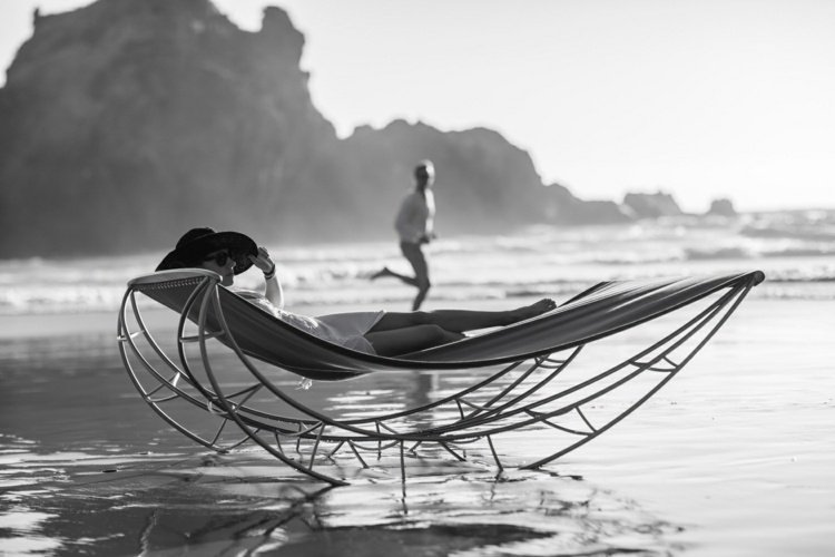 hojdacie kreslo ležadlo pláž nápad nábytok salónik