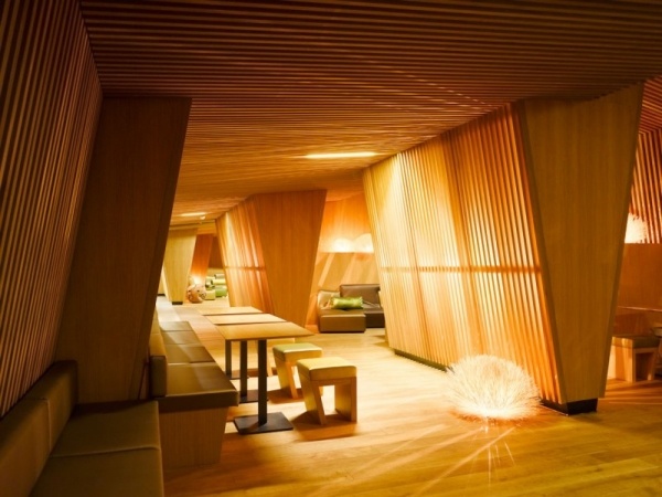 dizajnový hotel s mimoriadnou atmosférou dizajnový hotel s mimoriadnym osvetlením