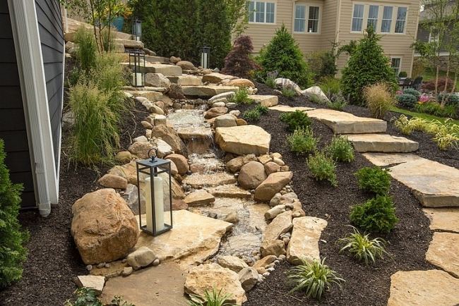 elegantný vidiecky dom s kamenným dekorom a luxusným interiérom