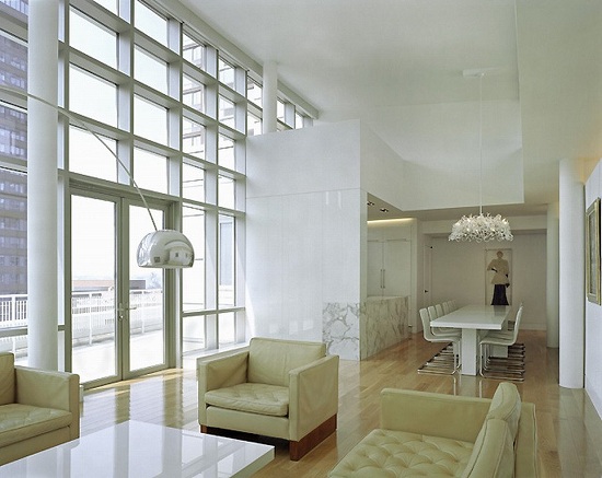 šik-penthouse-biely-minimalistický-interiérový dizajn