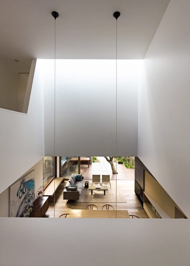 pohľad na prízemný moderný dizajnový plážový dom na pláži Bondi