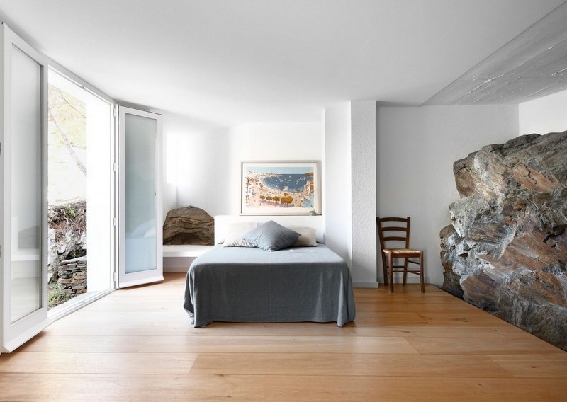 Nápady do spálne, nápady na interiér z bieleho prírodného kameňa