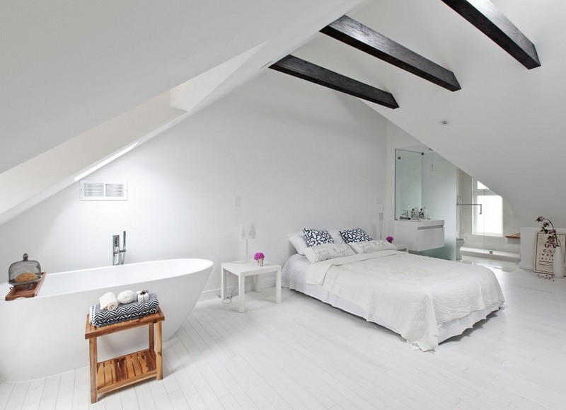 Nápady na spálňu biely sklon strechy v štýle country