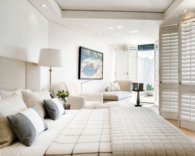 Spálňa-nápady-biela-nápady-zariaďovanie-moderné