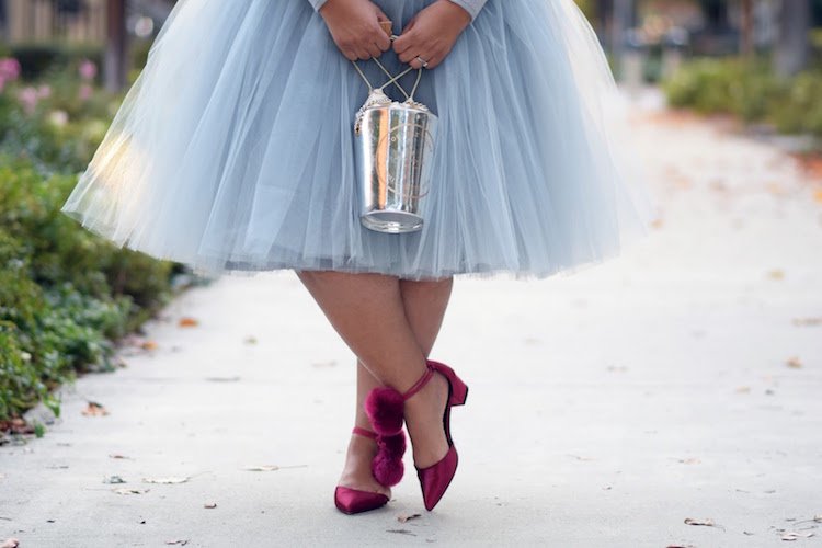 Vyzerajte štíhlejšie -styling-tipy-tutu-strieborné-topánky-červené