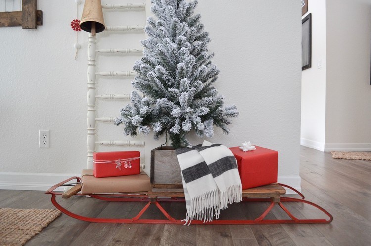 nápady na vianočné dekorácie interiér vinobranie sane darčeky