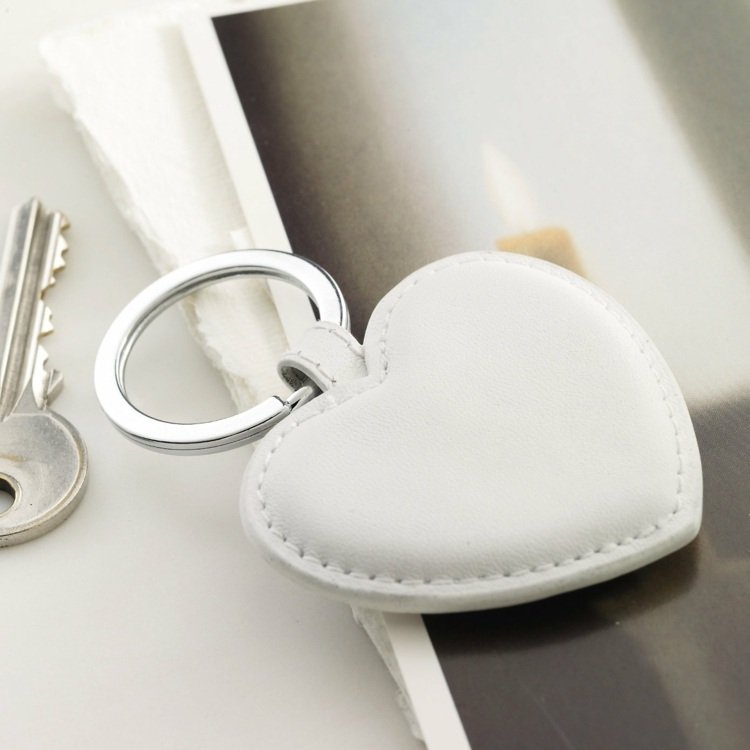 Vyrobte si svoj vlastný prívesok na kľúče srdce-biela-koža-kov-krúžok-dom-kľúč