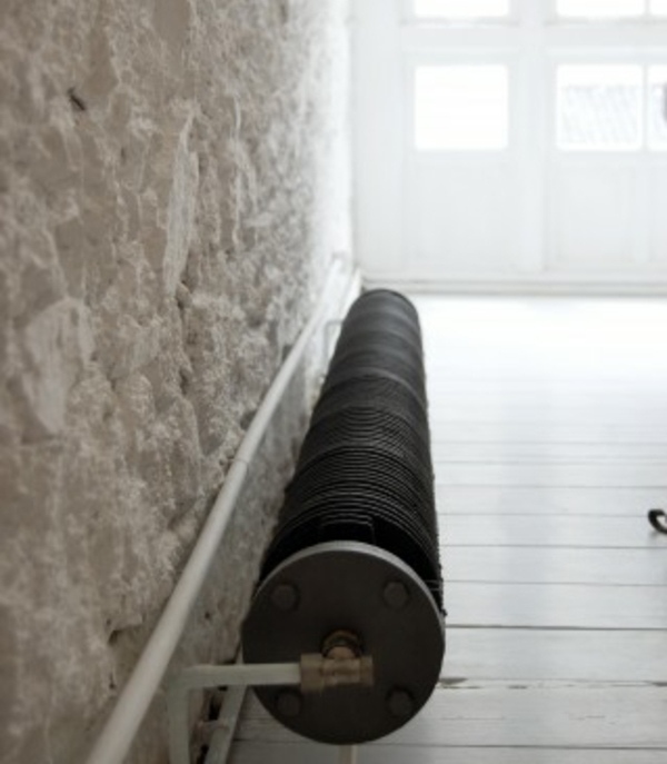 Byt kamenný múr veľké okná