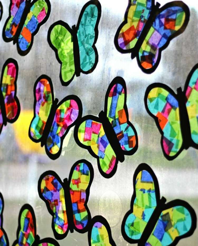 motýle-drotár-deti-dekorácia okna-krepový papier-transparentný papier