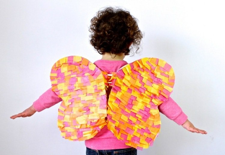 motýle-drotár-deti-krídla-krep-papierové pásy-lepidlo-kostýmové doplnky