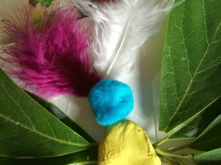 motýle-drotárstvo-deti-formovanie postavy-bobble-head-hlinené perie