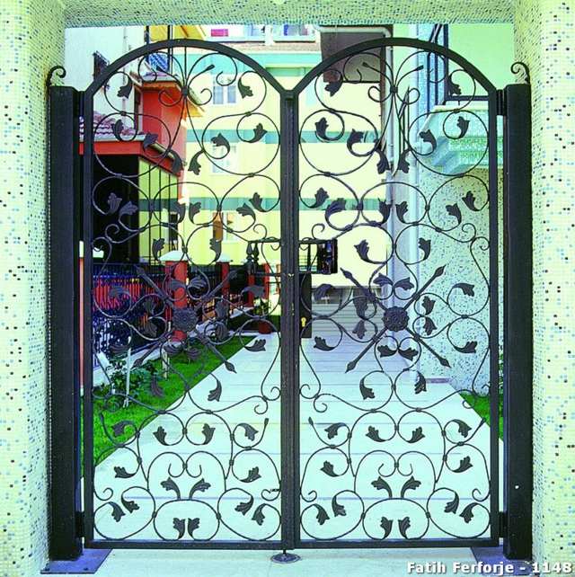 nápady na vchod do domu železnej brány dva Nápad na vstup do domu brány dve krídla