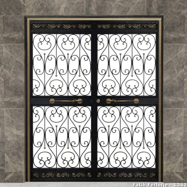 Vchodové dvere do domu kované sklo dvojité Vchodové dvere z tepaného skla s dvoma krídlami