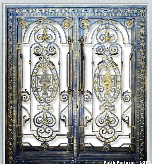 Vstupné dvere do domu kované detaily zdobené kovaním Kované ozdobené detaily ozdôb