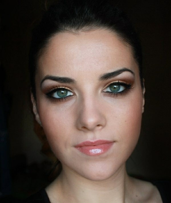 skvelé nápady na líčenie hnedé očné tiene mandľové oči