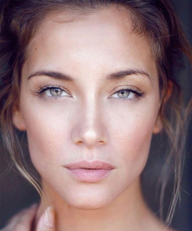 oči-nahé-obrázky-tipy na líčenie-zdržanlivé-diskrétne