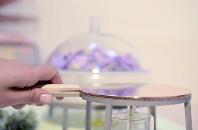 Kozmetické výrobky z nehrdzavejúcej ocele a dreveného skla