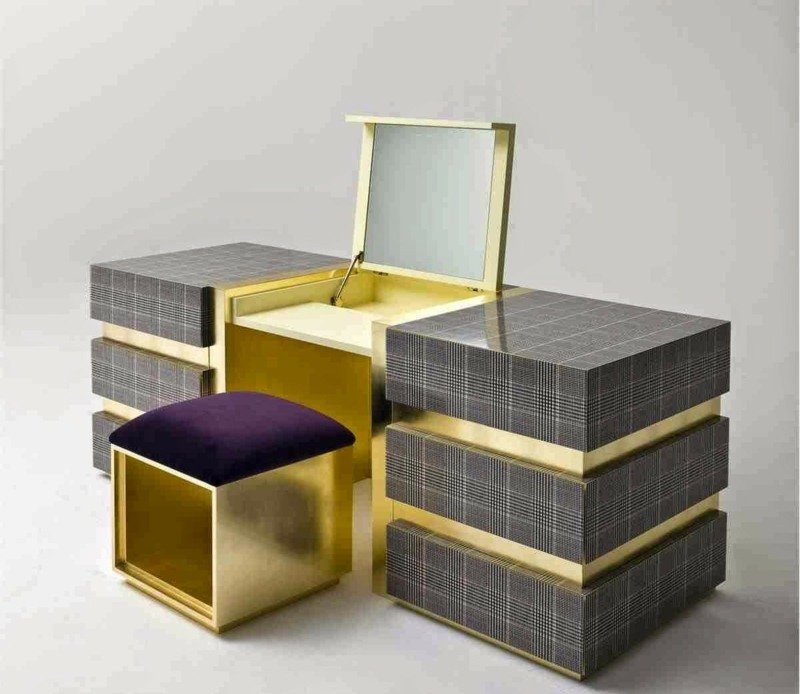 Toaletný stolík biele luxusné sivé zlato fialové farby sklopné zrkadlo