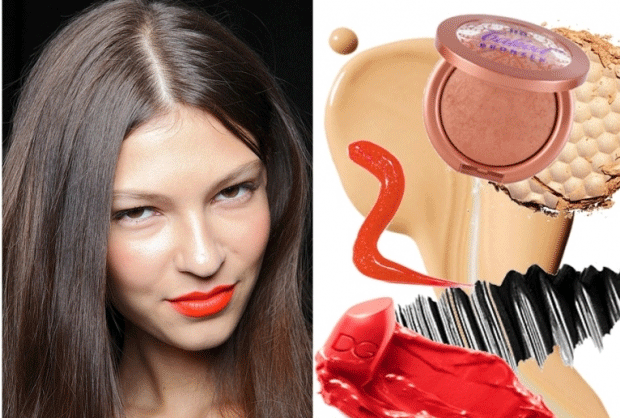 Trendy v líčení pre jarný mandarínkový primer na pery