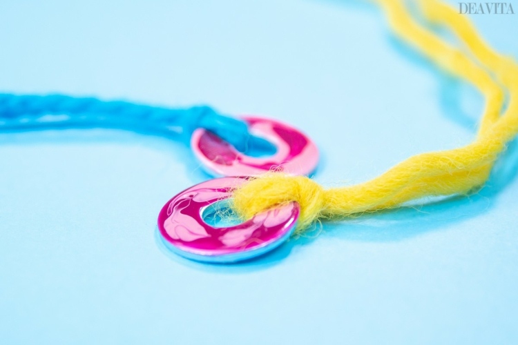 DIY šperky pre deti na výrobu laku na nechty z vlnenej práčky