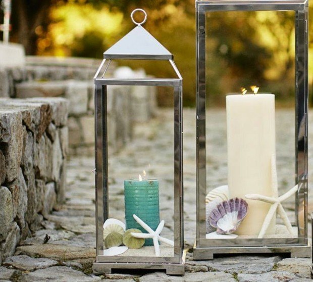 Pekne zdobené sviečky morských mušlí