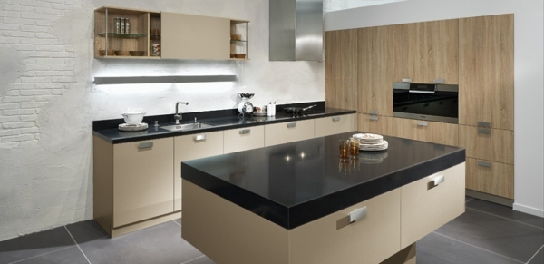 rustikálna kuchynská linka zo svetlého dubu rustikálno-svetlo-dubová kuchynská linka