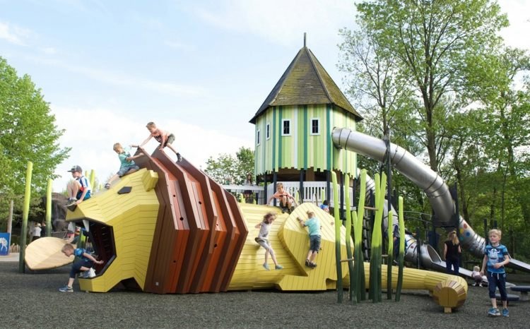 vonkajšie nápady na dizajn detského ihriska dom leví šmykľavka