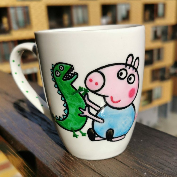 Maľujte ošípané a dinosaury na hrnčeku - dizajn priateľský k deťom