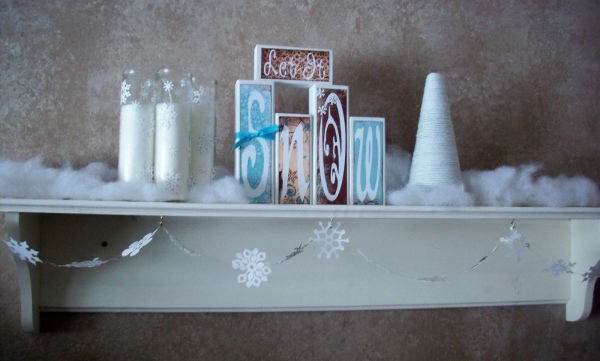 vianočné police do bytu girlanda snehové vločky vianočné dekorácie police do bytu girlanda snehové vločky