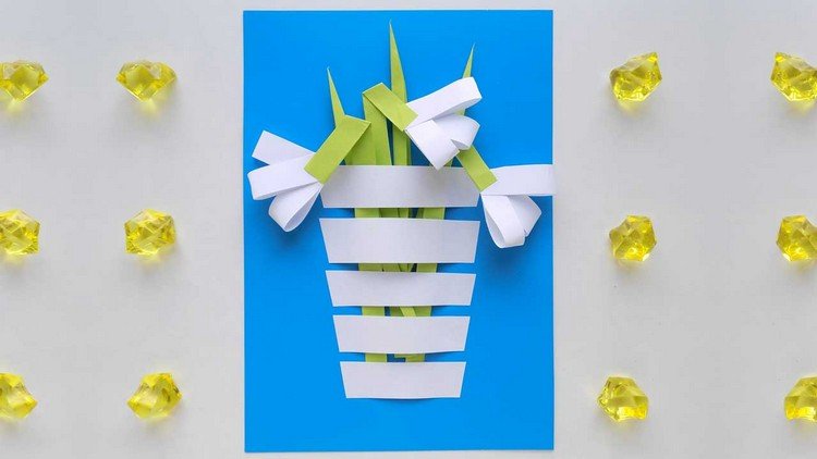 Remeslá s papierovými snežienkami vo váze