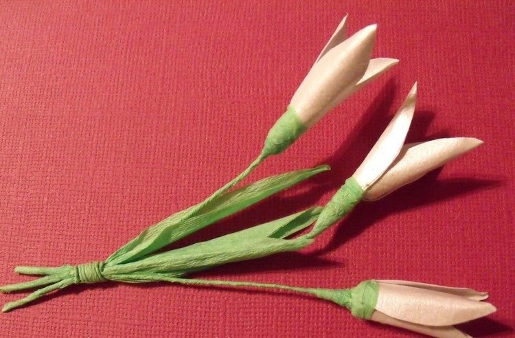 snežienky-drotár-papier-stavebný-papier-krepový papier