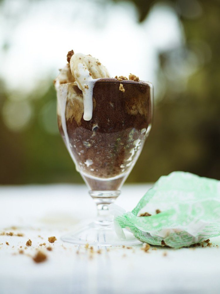 jamie oliver rýchlejšie vianočný dezert zvyšky čokoládového pudingu