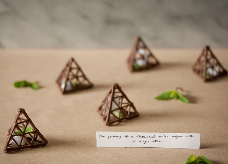 Urobte si radostných silvestrovských čokoládových pyramíd sami