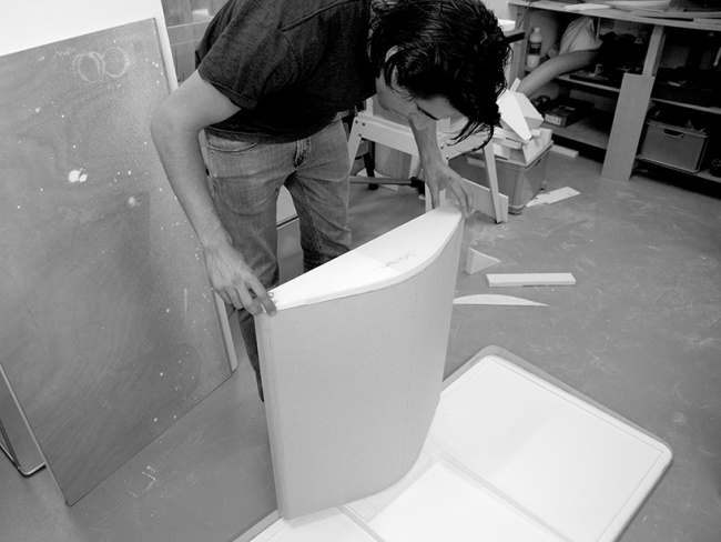 proces vytvárania dizajnu alfa stolu od kembo