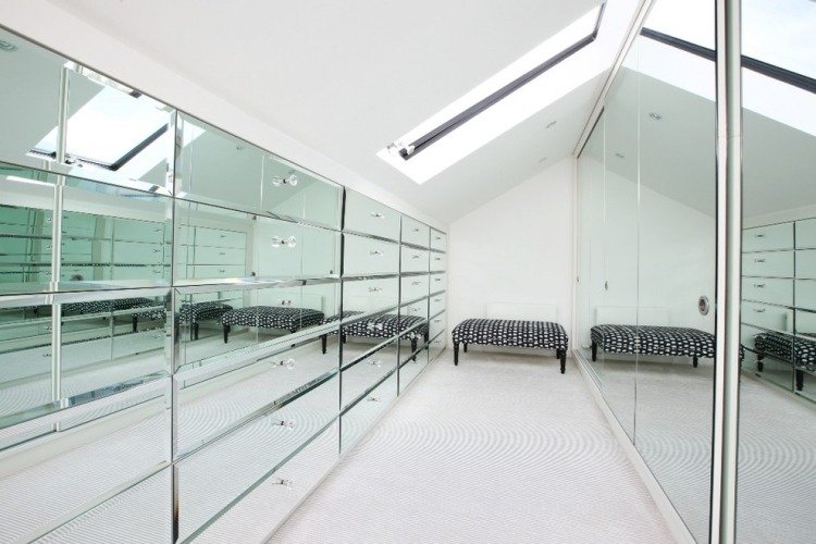 skriňa-strecha-nápady-zrkadlové-čelo zásuvky