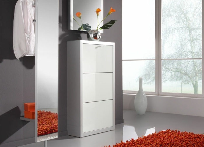 Moderná skrinka na topánky s vysoko lesklou povrchovou úpravou na chodbu Skrinka na topánky biela vysoký lesk moderný dizajnový predsieňový nábytok