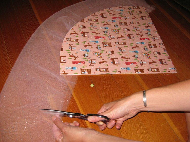 schultuete-drotár-ozdoba-párty-začiatok-do-školy-rozdávanie sladkostí