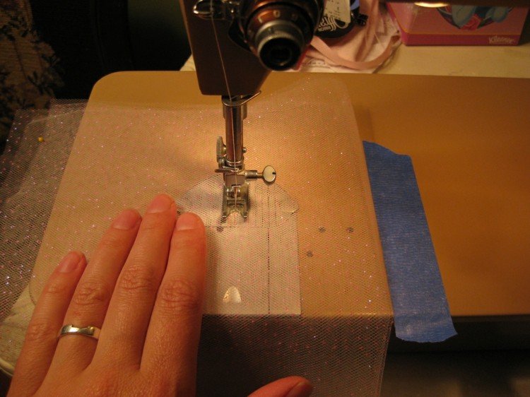 školská taška-drotár-šijací-stroj-tkanina-šitie-návod